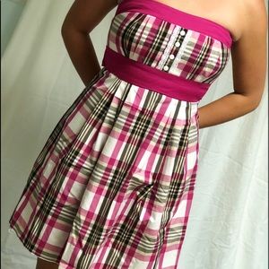 Adorable pink sun dress!